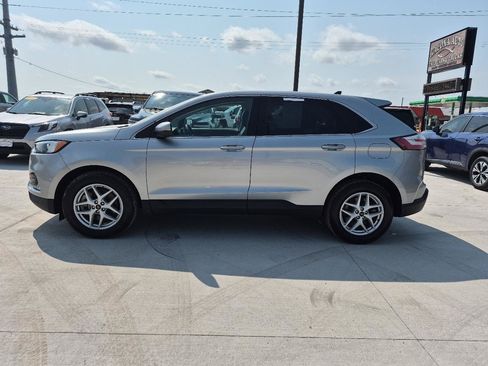 Used 2023 Ford Edge SEL w/ Convenience Package AWD/4WD image 9