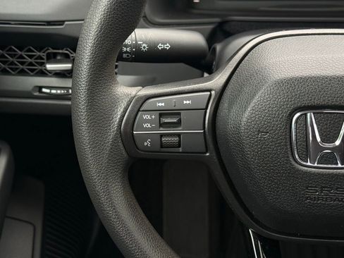 Used 2025 Honda Accord SE image 20