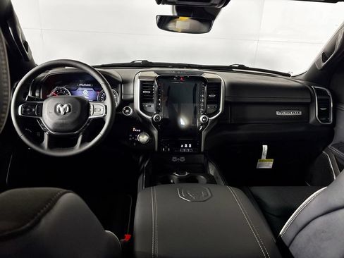 New 2026 RAM 1500 Laramie AWD/4WD image 12