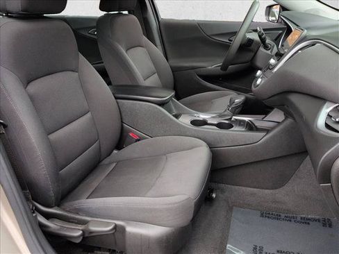 Used 2022 Chevrolet Malibu LT FWD image 20