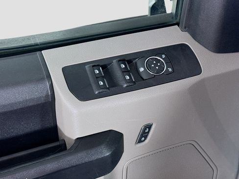 Used 2020 Ford F250 XL w/ Power Equipment Group image 23