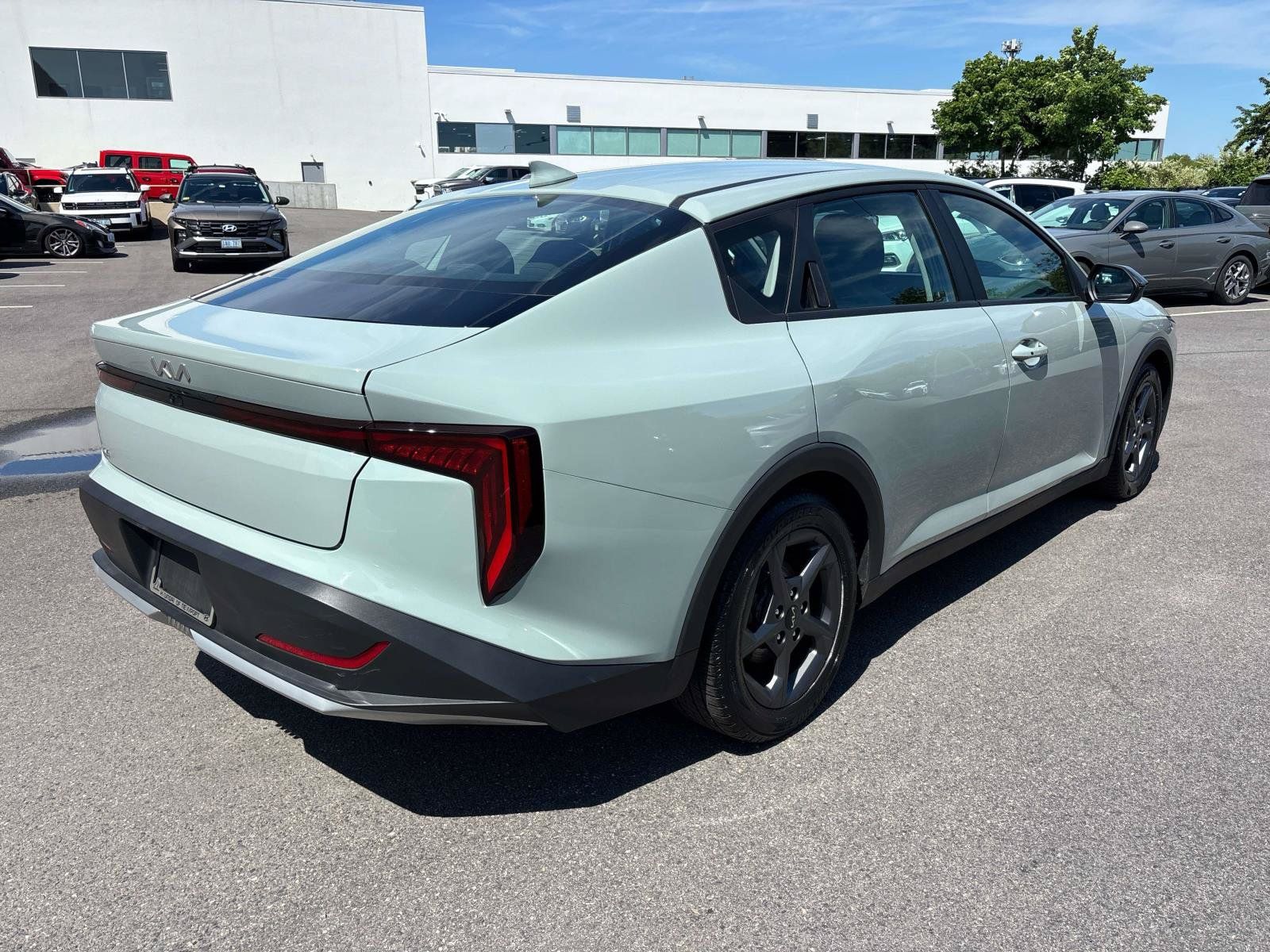 Used 2025 Kia K4 FWD image 5