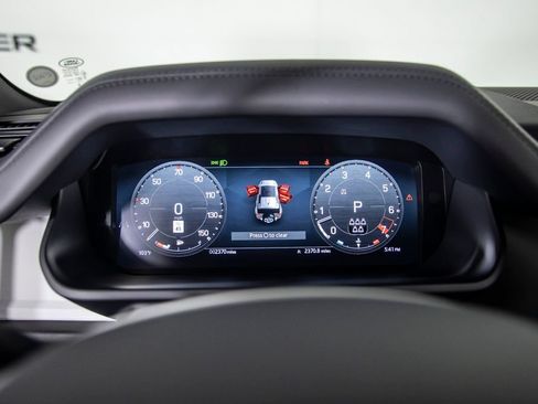 Used 2026 Land Rover Defender 110 X-Dynamic SE AWD/4WD image 27