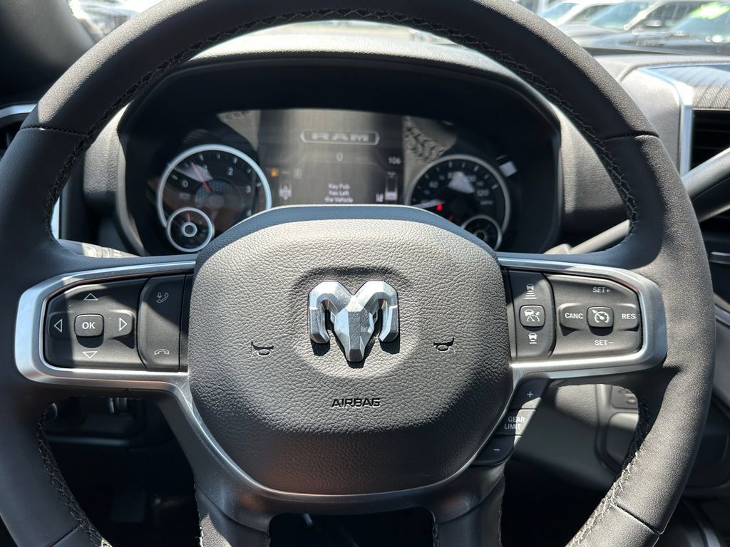 New 2026 RAM 3500 Big Horn AWD/4WD image 18