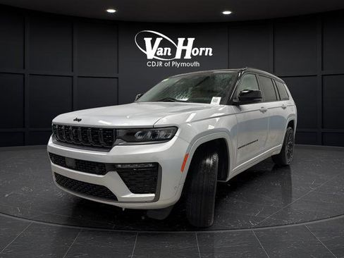 New 2026 Jeep Grand Cherokee L Summit image 7