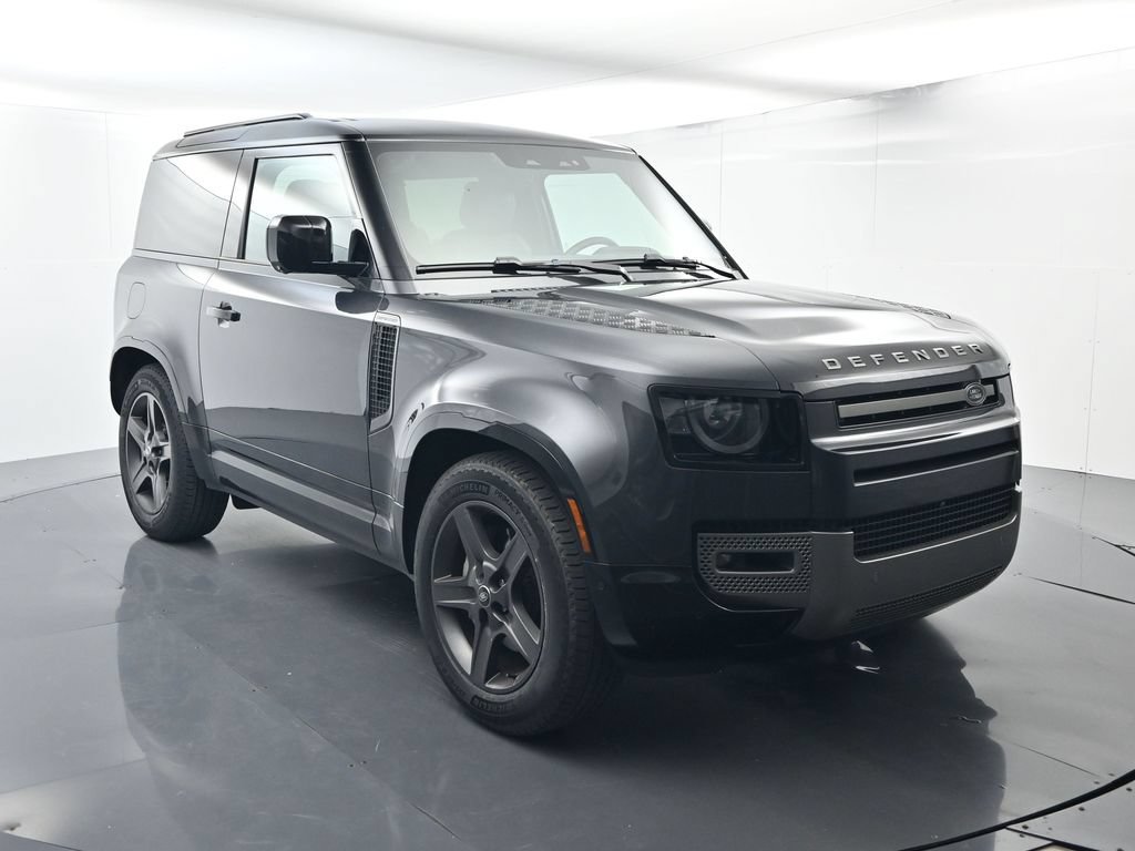 Used 2024 Land Rover Defender 90 X-Dynamic SE AWD/4WD image 17