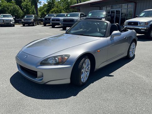 Used 2006 Honda S2000 image 8