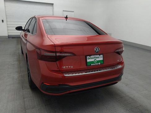 Used 2024 Volkswagen Jetta SE w/ Panoramic Sunroof Package FWD image 6