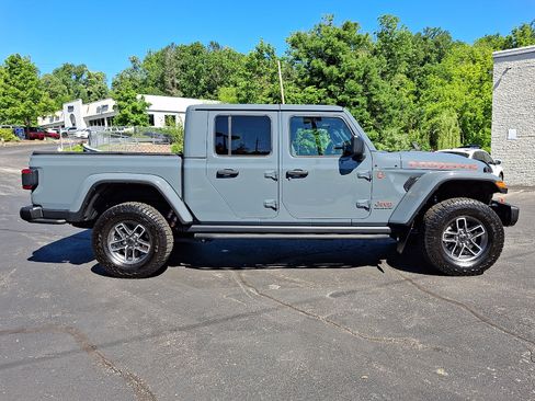 Certified 2024 Jeep Gladiator Mojave AWD/4WD image 7