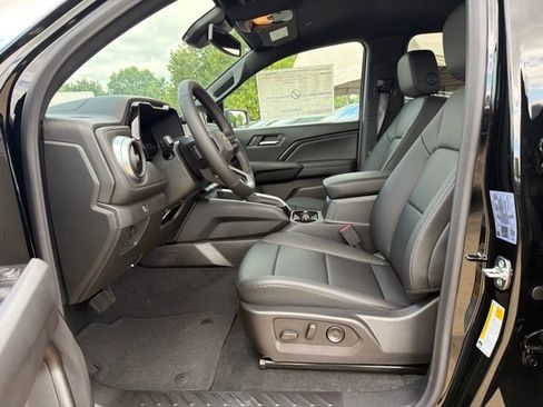 New 2026 Chevrolet Colorado LT w/ LT Convenience Package AWD/4WD image 10