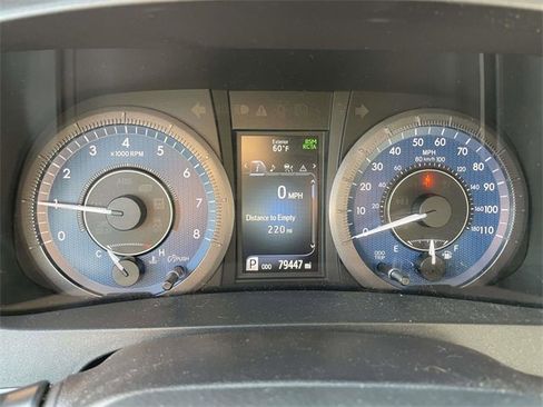 Used 2020 Toyota Sienna LE w/ LE Preferred Package image 23