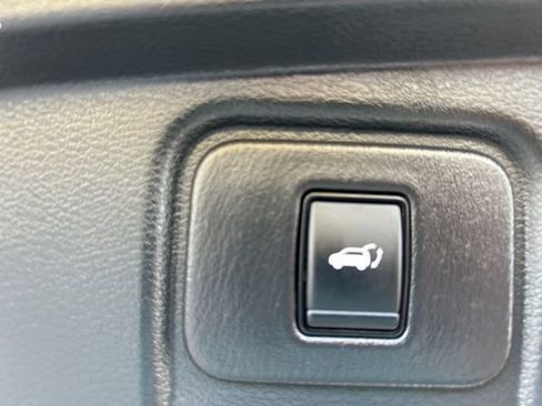 Used 2023 Nissan Murano Platinum w/ Cargo Package image 31