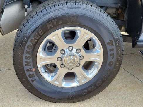 Used 2026 RAM 2500 Big Horn AWD/4WD image 5