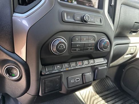 New 2026 Chevrolet Silverado 1500 Custom w/ LPO, Dark Essentials Package RWD image 19