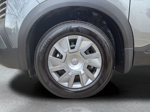 Used 2025 Nissan Kicks S FWD image 25