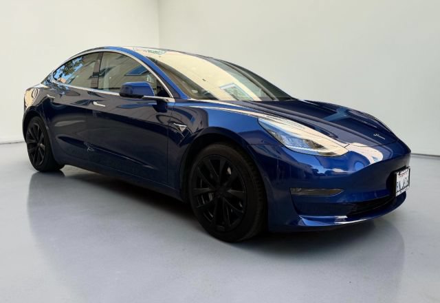 Used 2020 Tesla Model 3 Standard Range Plus RWD image 9
