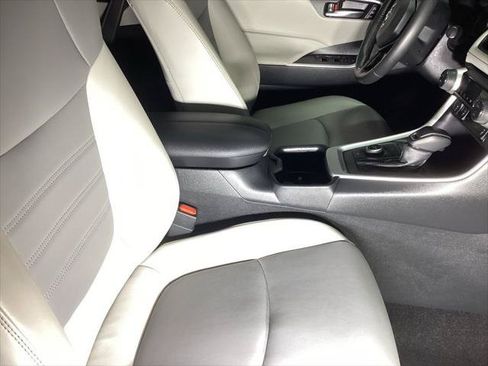 Certified 2023 Toyota RAV4 XLE Premium AWD/4WD image 4