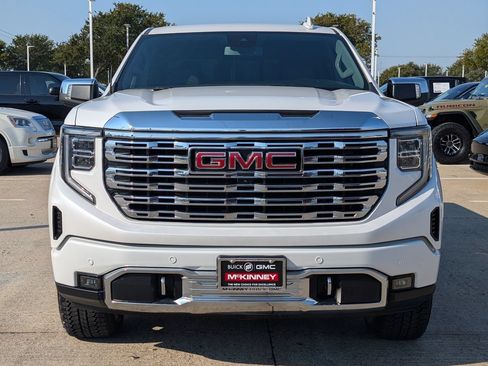 Used 2024 GMC Sierra 1500 Denali AWD/4WD image 6