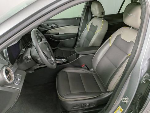 Used 2024 Chevrolet Trax ACTIV w/ Driver Confidence Package FWD image 14