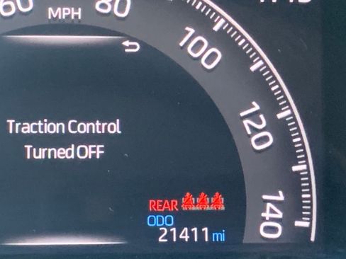 Used 2025 Toyota RAV4 LE image 39