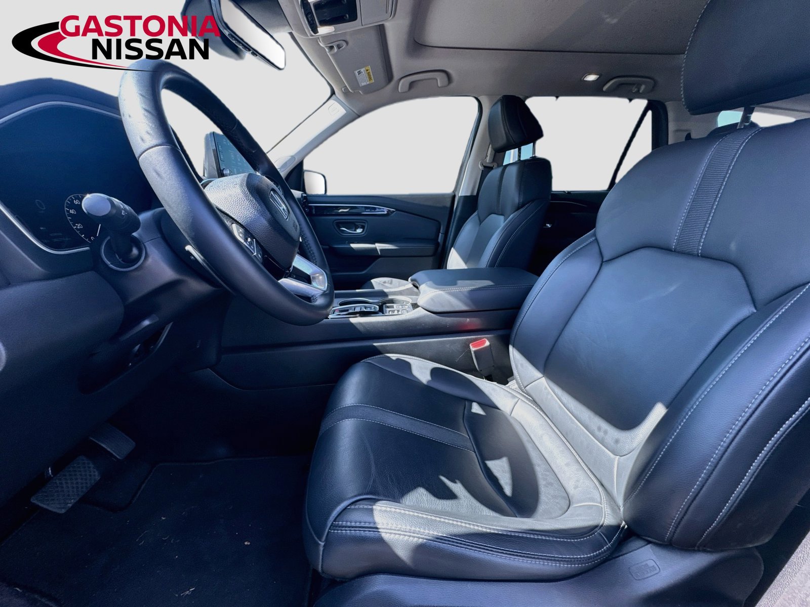Used 2024 Honda Pilot Touring image 27