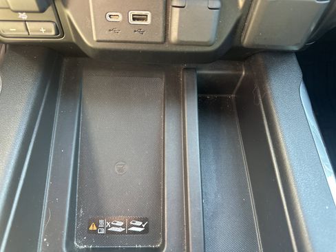 Used 2019 GMC Sierra 1500 SLT w/ SLT Premium Plus Package image 41