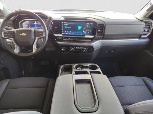 Used 2024 Chevrolet Silverado 1500 LT image 12