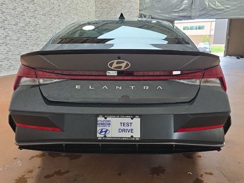 New 2026 Hyundai Elantra SEL Sport Premium FWD image 5