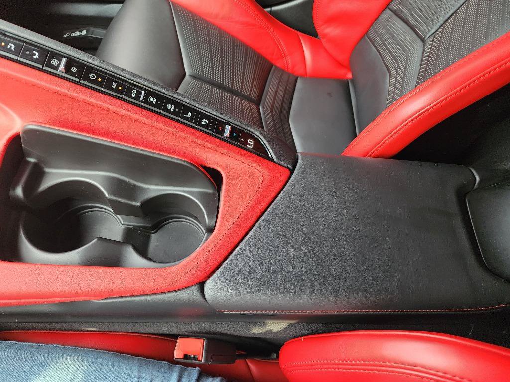 Used 2021 Chevrolet Corvette Stingray Preferred Cpe w/ Z51 Performance Package RWD image 21