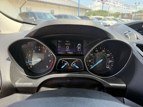 Used 2018 Ford Escape SE AWD/4WD image 11