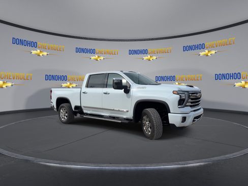 New 2026 Chevrolet Silverado 3500 High Country w/ Z71 Off-Road Package image 5