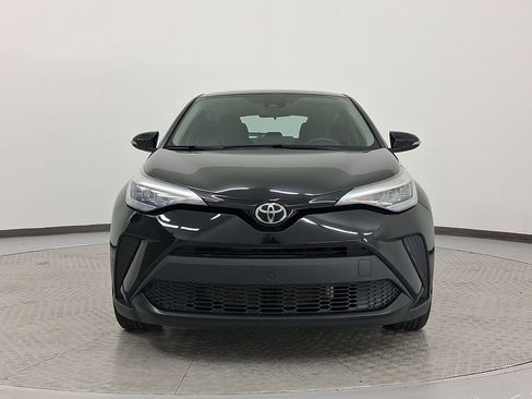 Used 2021 Toyota C-HR LE image 6