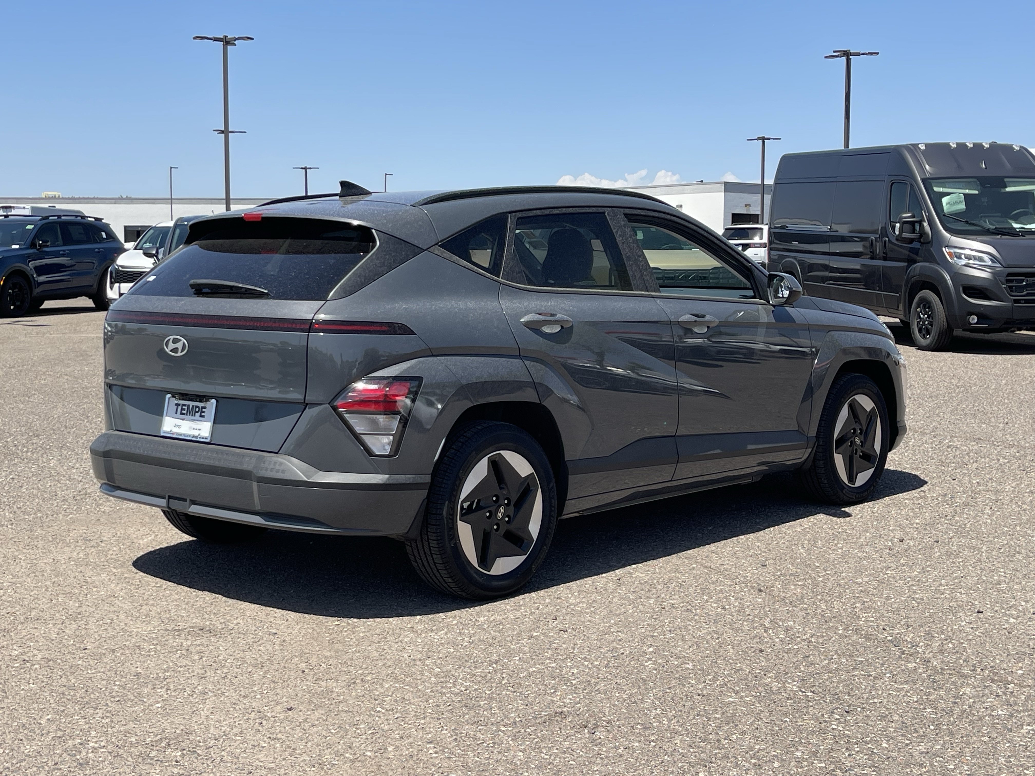 Used 2025 Hyundai Kona SEL FWD image 5
