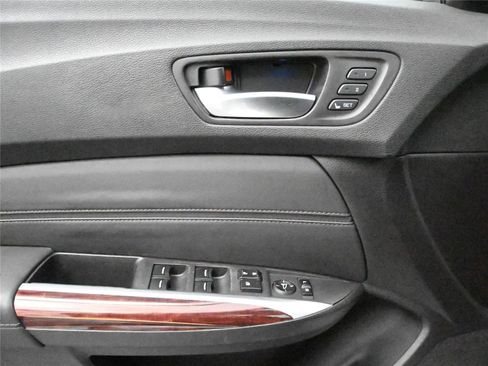 Used 2016 Acura TLX V6 SH-AWD w/ Advance Package image 6