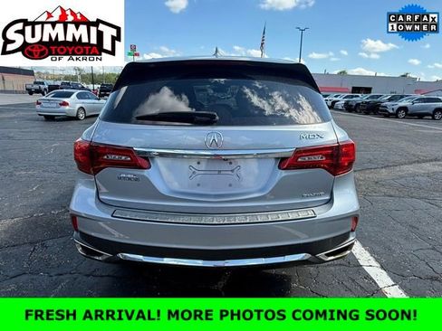 Used 2017 Acura MDX SH-AWD w/ Technology Package image 4
