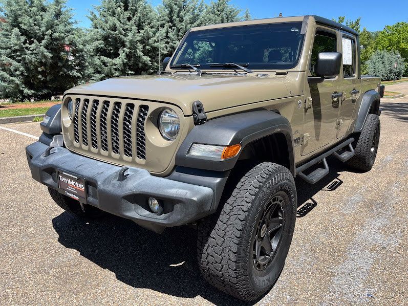 Used 2020 Jeep Gladiator Sport w/ Quick Order Package 24S AWD/4WD image 30
