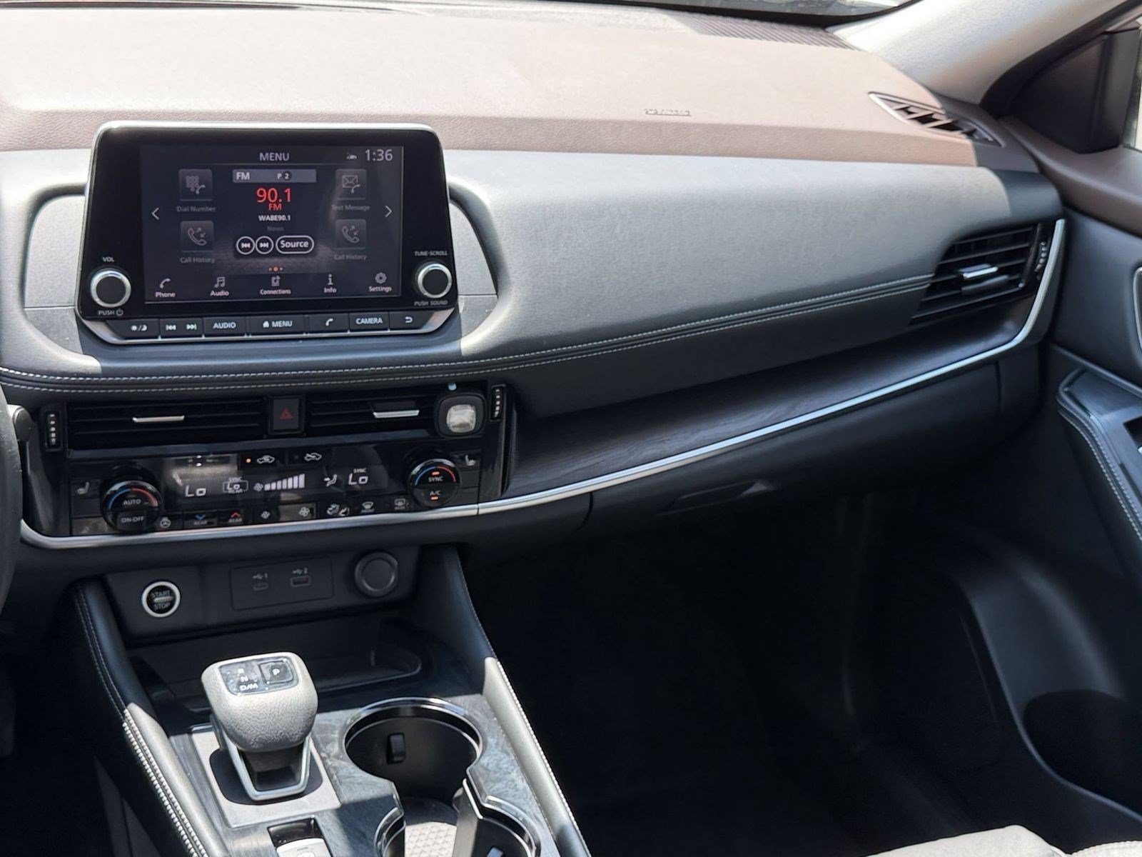 Used 2021 Nissan Rogue SL FWD image 17