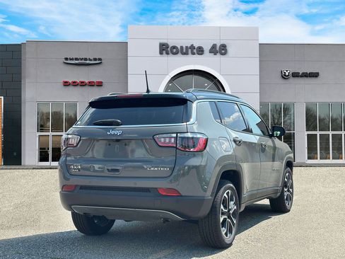 Used 2024 Jeep Compass Limited AWD/4WD image 5