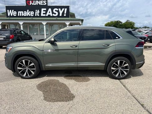 Used 2026 Volkswagen Atlas Cross Sport SEL Premium R-Line AWD/4WD image 6