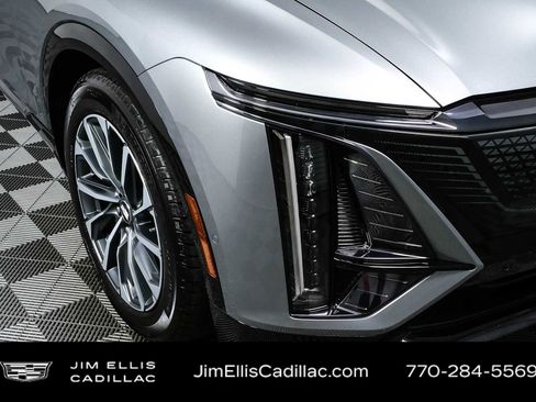 Used 2024 Cadillac Lyriq Sport w/ LPO, Floor Liner Package AWD/4WD image 38