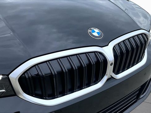 Used 2026 BMW 330i xDrive Sedan w/ Convenience Package AWD/4WD image 29