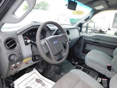 Used 2011 Ford F550 2WD Regular Cab Super Duty w/ PWR Equipment Group image 8
