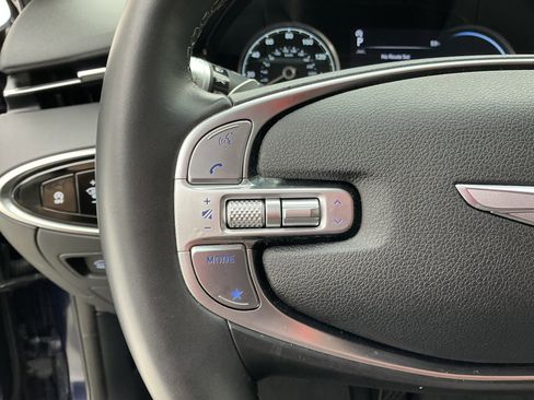Used 2025 Genesis GV70 2.5T image 9