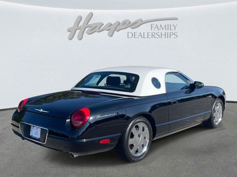 Used 2002 Ford Thunderbird RWD image 3