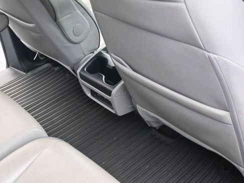 Used 2024 Honda Odyssey Elite image 33