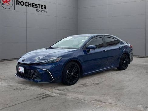 Used 2025 Toyota Camry SE w/ Convenience Package FWD image 97