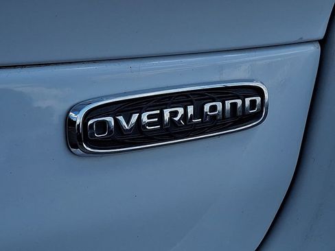 Used 2022 Jeep Grand Cherokee L Overland w/ Luxury Tech Group IV AWD/4WD image 34