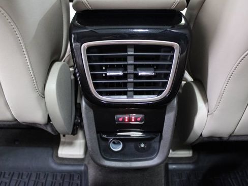 Used 2022 Lincoln Nautilus Reserve AWD/4WD image 33
