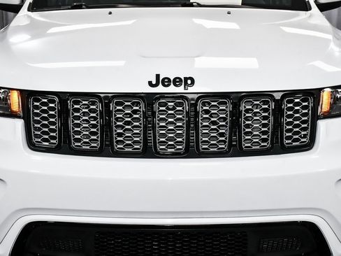 Used 2021 Jeep Grand Cherokee Laredo X image 61