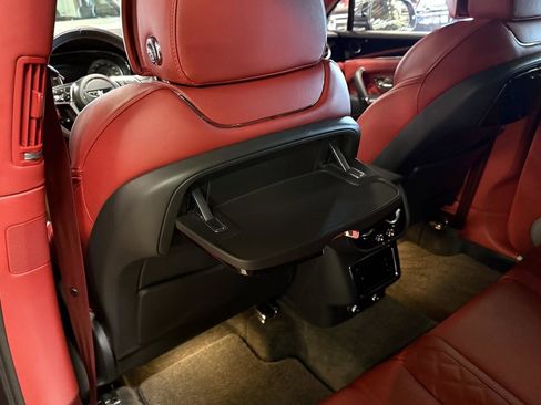 Used 2018 Bentley Bentayga image 72